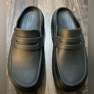 Crocs Black high-platform clog # 210659 men size 8, women size 10 slip on clog